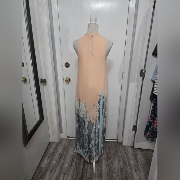 EVERLY MOCK NECK BORDER PRINT MAXI DRESS SIZE S - Picture 6 of 13